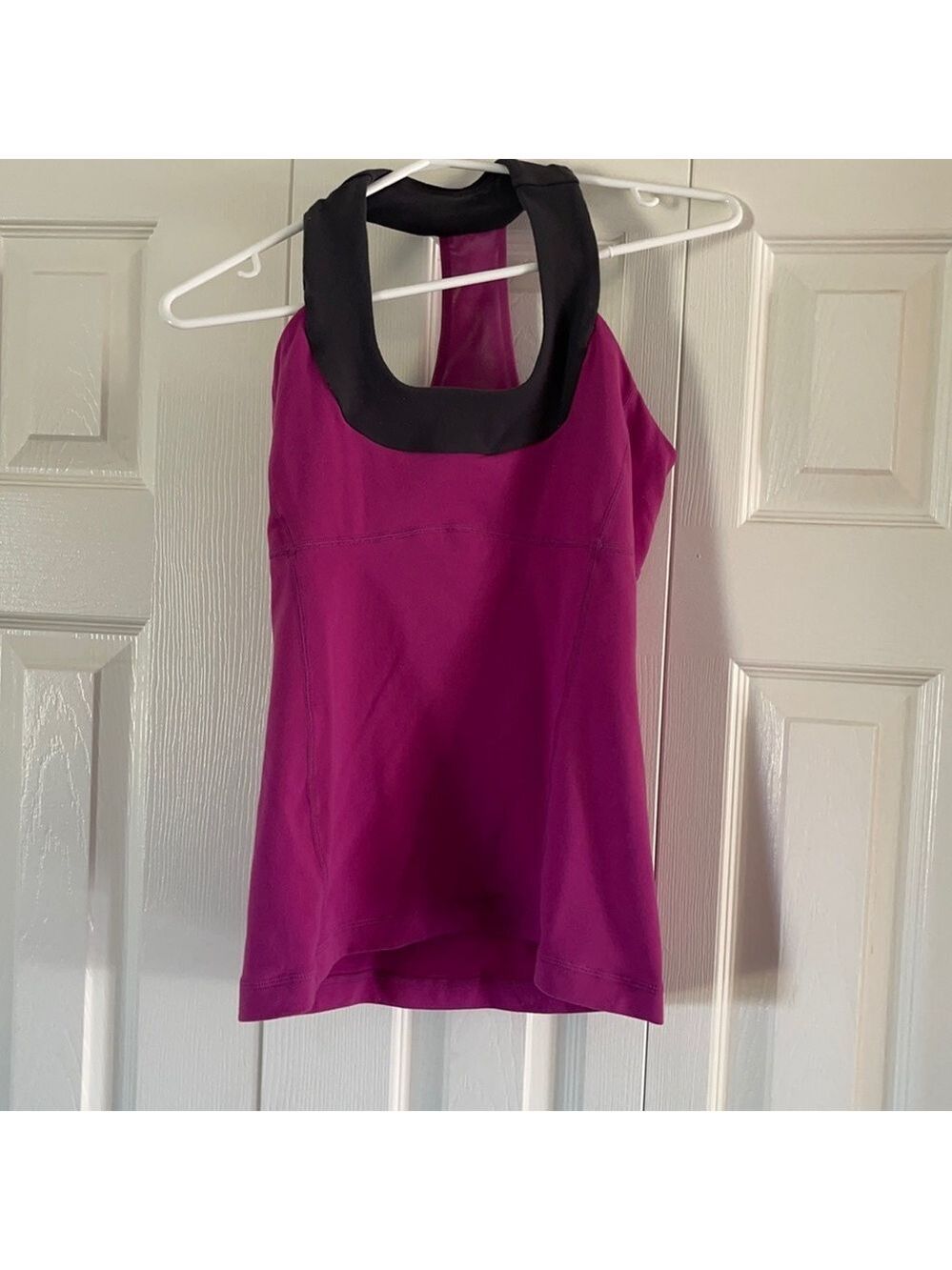 Lululemon tank top size 6 🥰🥰